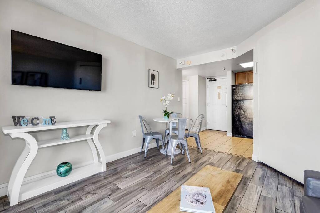 Upscale Oceanview 1Br Dog Friendly! 1104 Apartment Myrtle Beach Luaran gambar